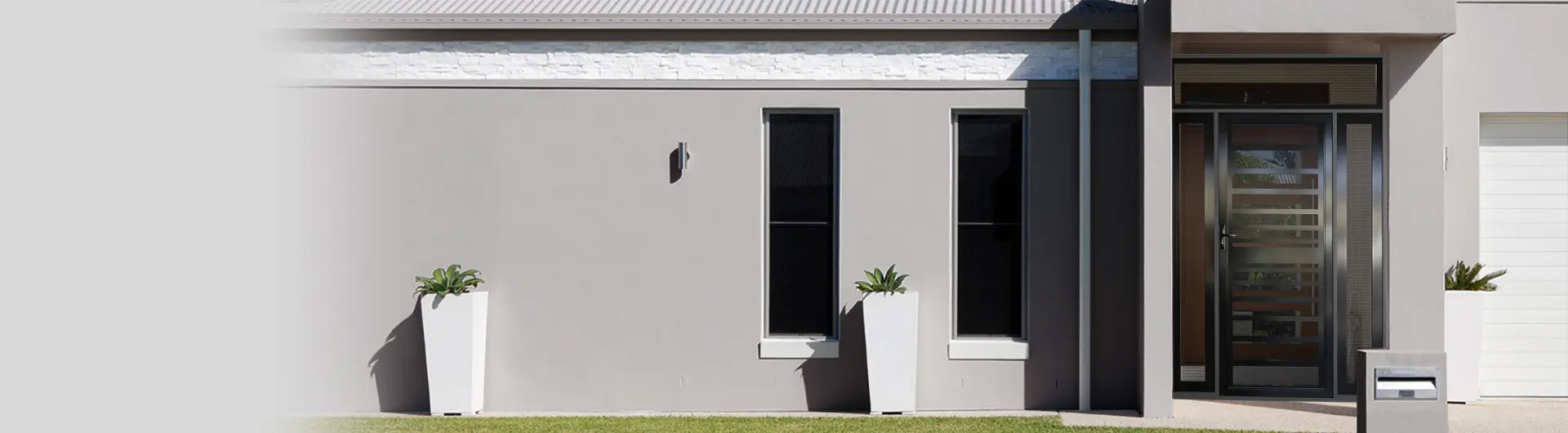 S-porch-enclosures-1920x535-1